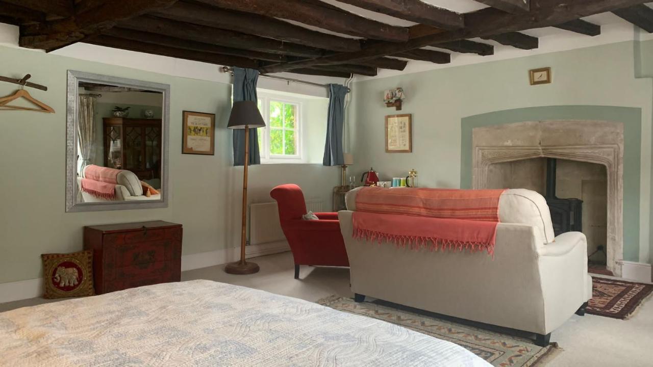 The Totnes Guest House. Upstairs At Zappa'S Bagian luar foto